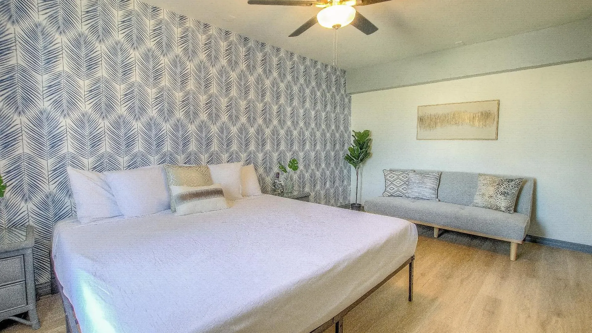 Daytona Shores Inn And Suites Daytona Beach Shores Motel
